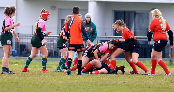 L'équipe féminine de rugby de Saint-André-de-Cubzac